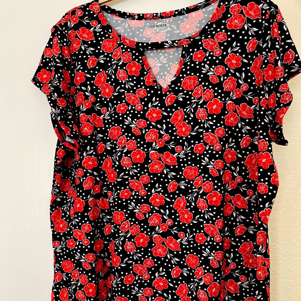 Red & Black Flower T Shirt